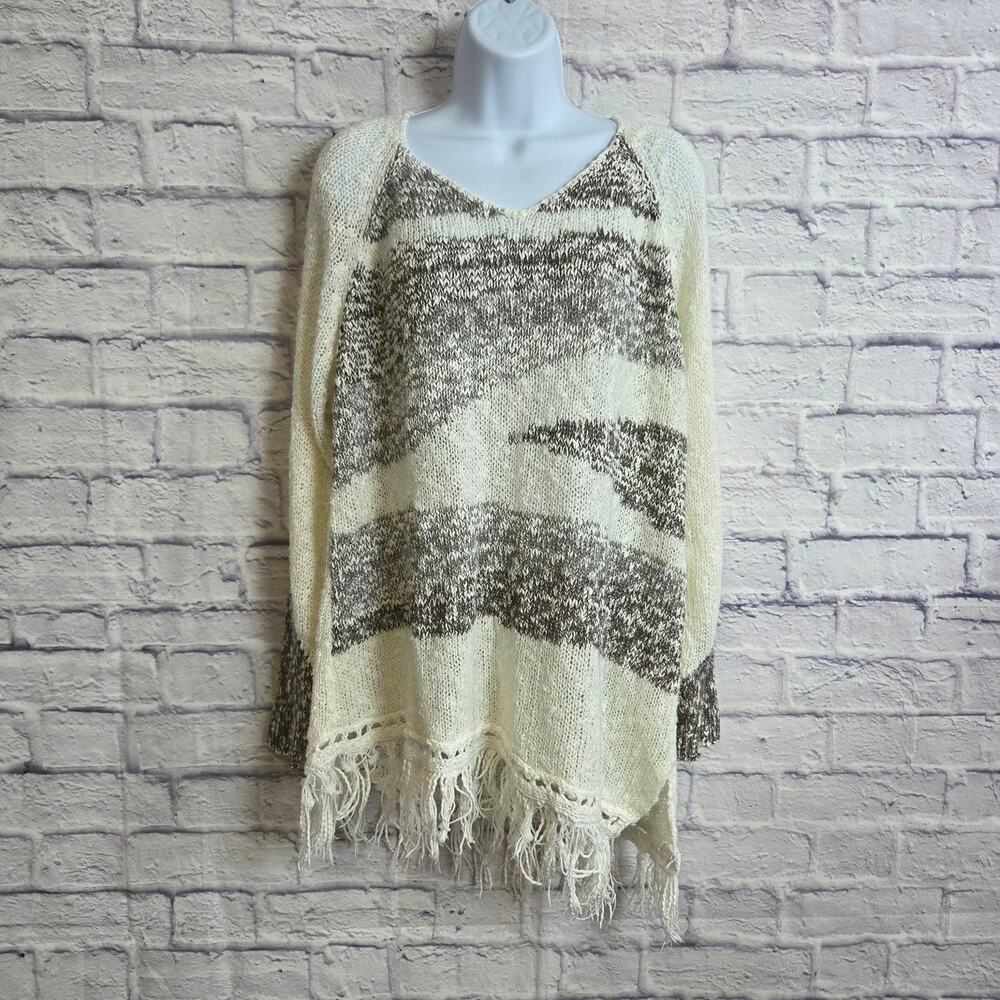 Chico's 3 US XL (16/18) Asymmetric Fringe Knit Pullover Sweater